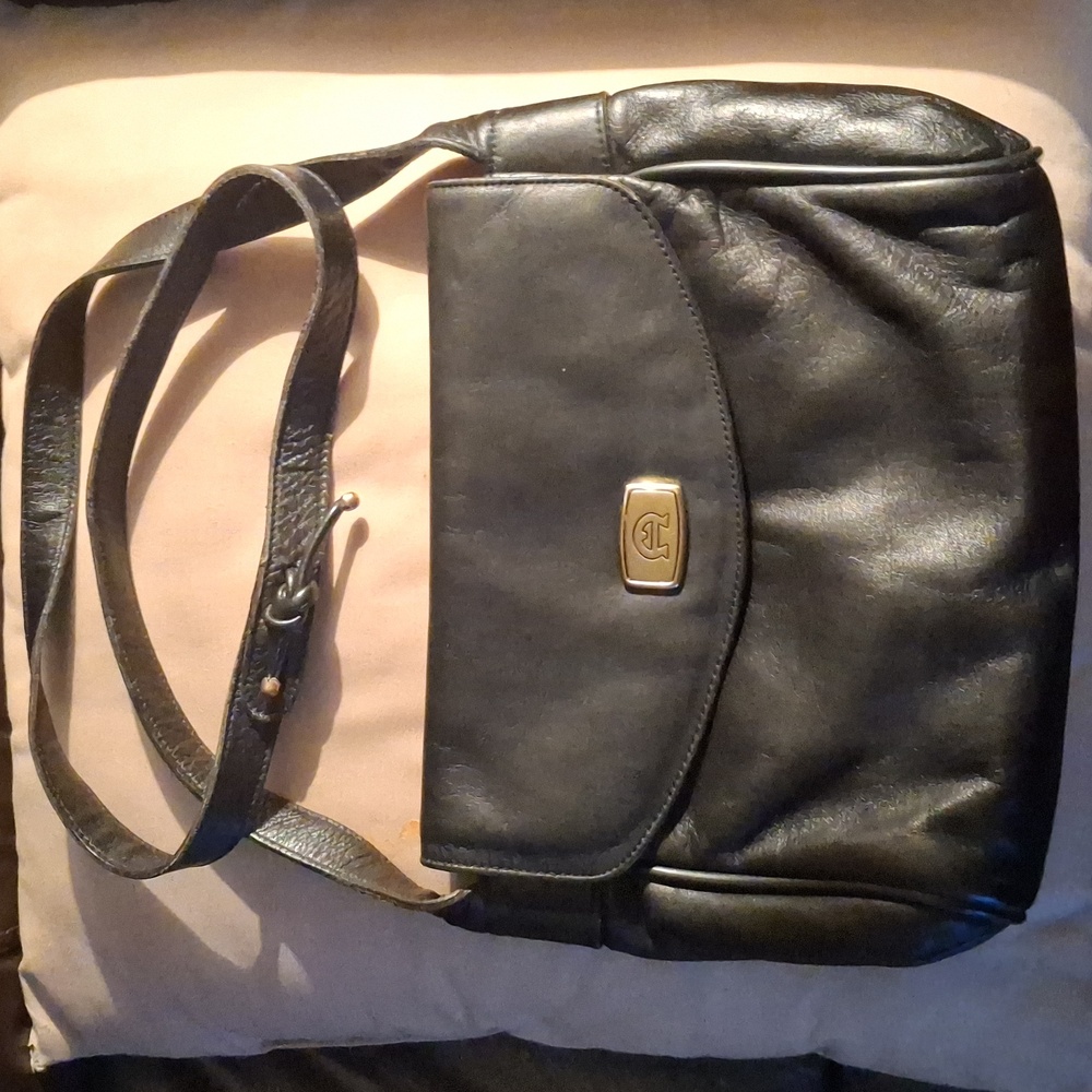 Vintage Etienne Aigner Black Leather Shoulder Bag